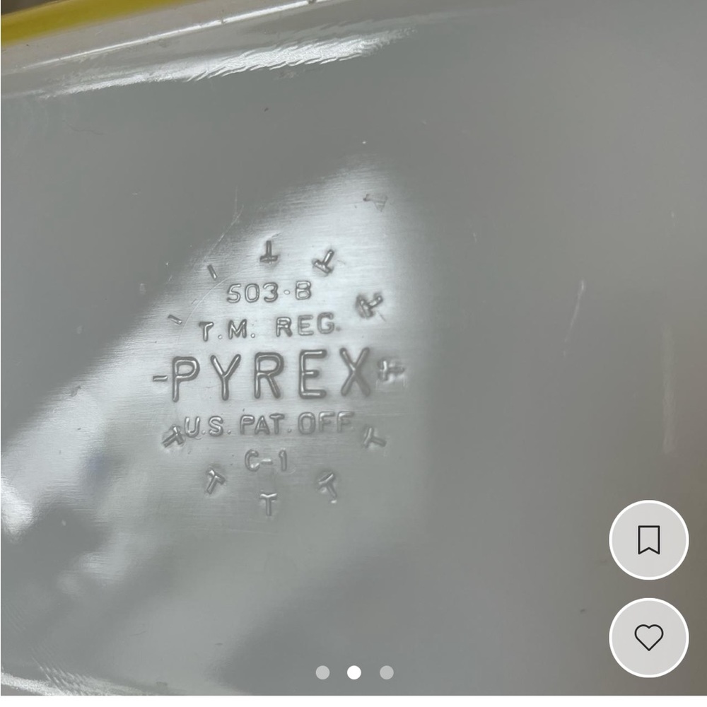 Vintage Pyrex yellow refrigerator dish with lid 503 1.5 quarts - Picture 2 of 3